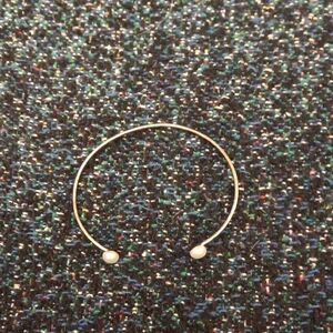 Elegant Gold Bangle Bracelet